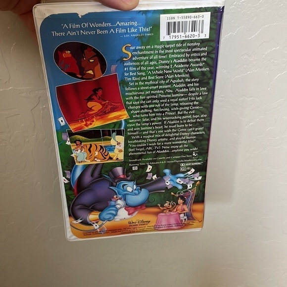 Disney Classic Aladdin VHS Tape Vintage Collectable. - Picture 6 of 16